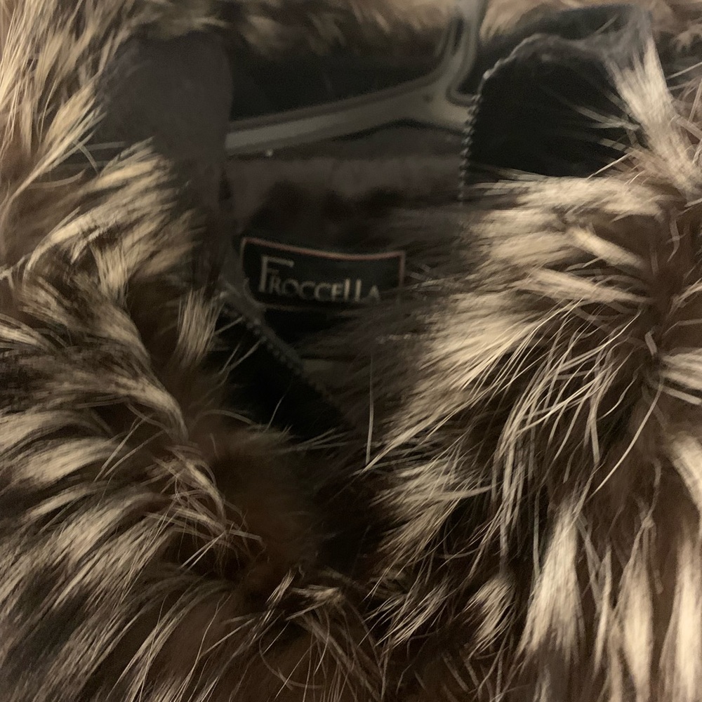 Coat Winter - Picture 1 of 2
